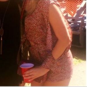 LF Cotton Candy LA Tie Front Long Sleeve Romper M